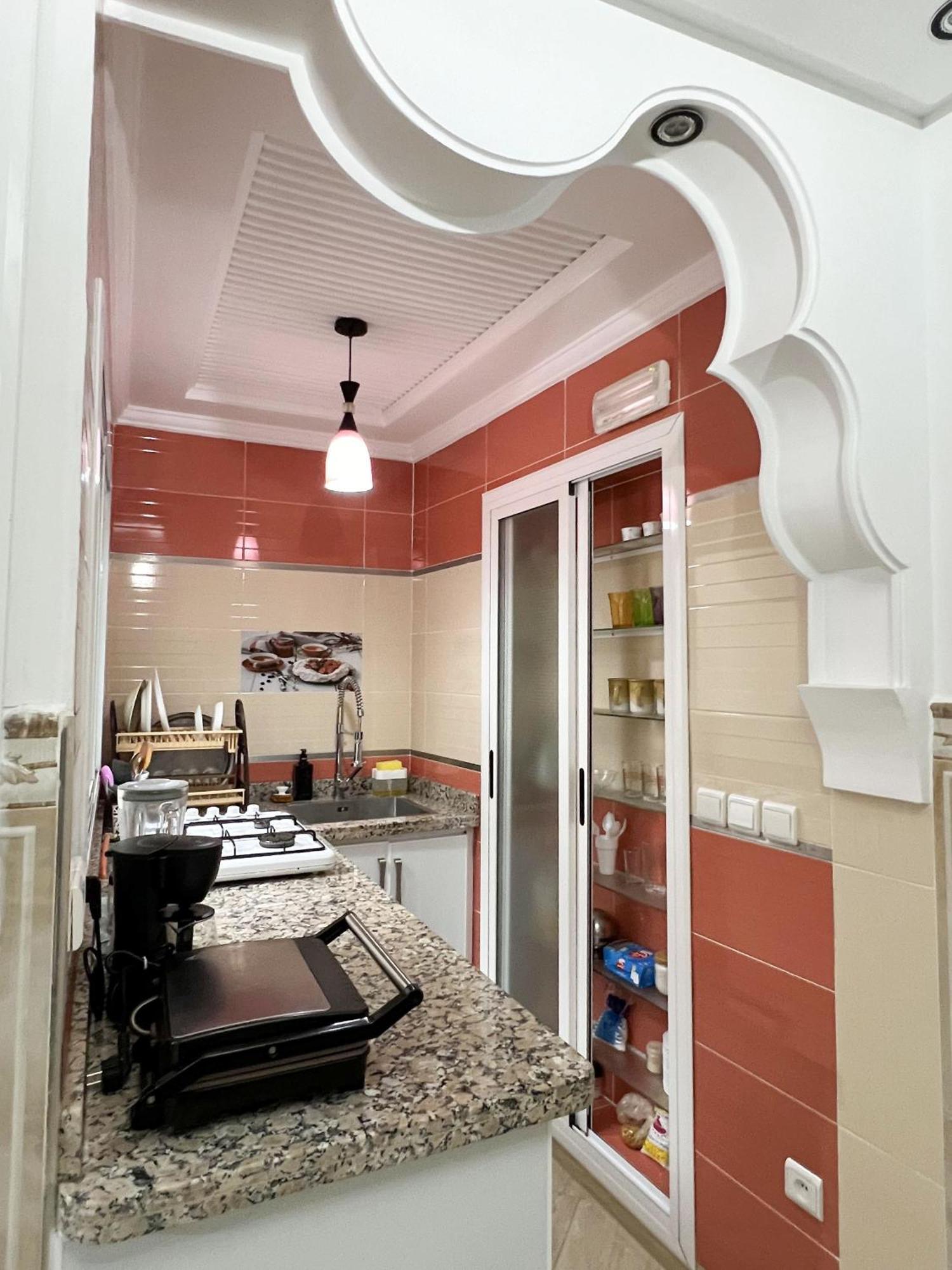 Mira Appartement -Lovely, Tidy & Close To Beaches And City Center Al Hoceima Luaran gambar